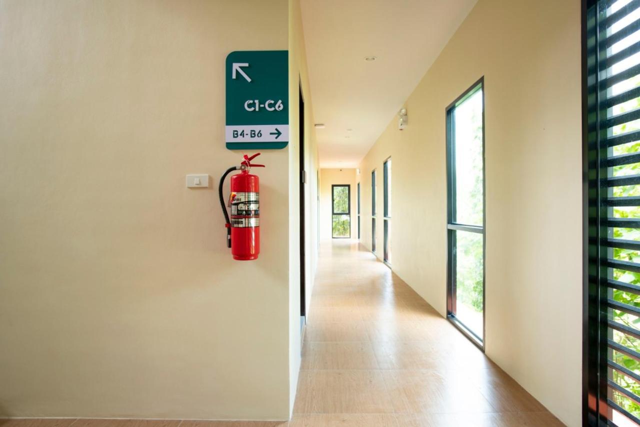 Thip Thip Hotel Ban Khlong Chi Lat Kültér fotó