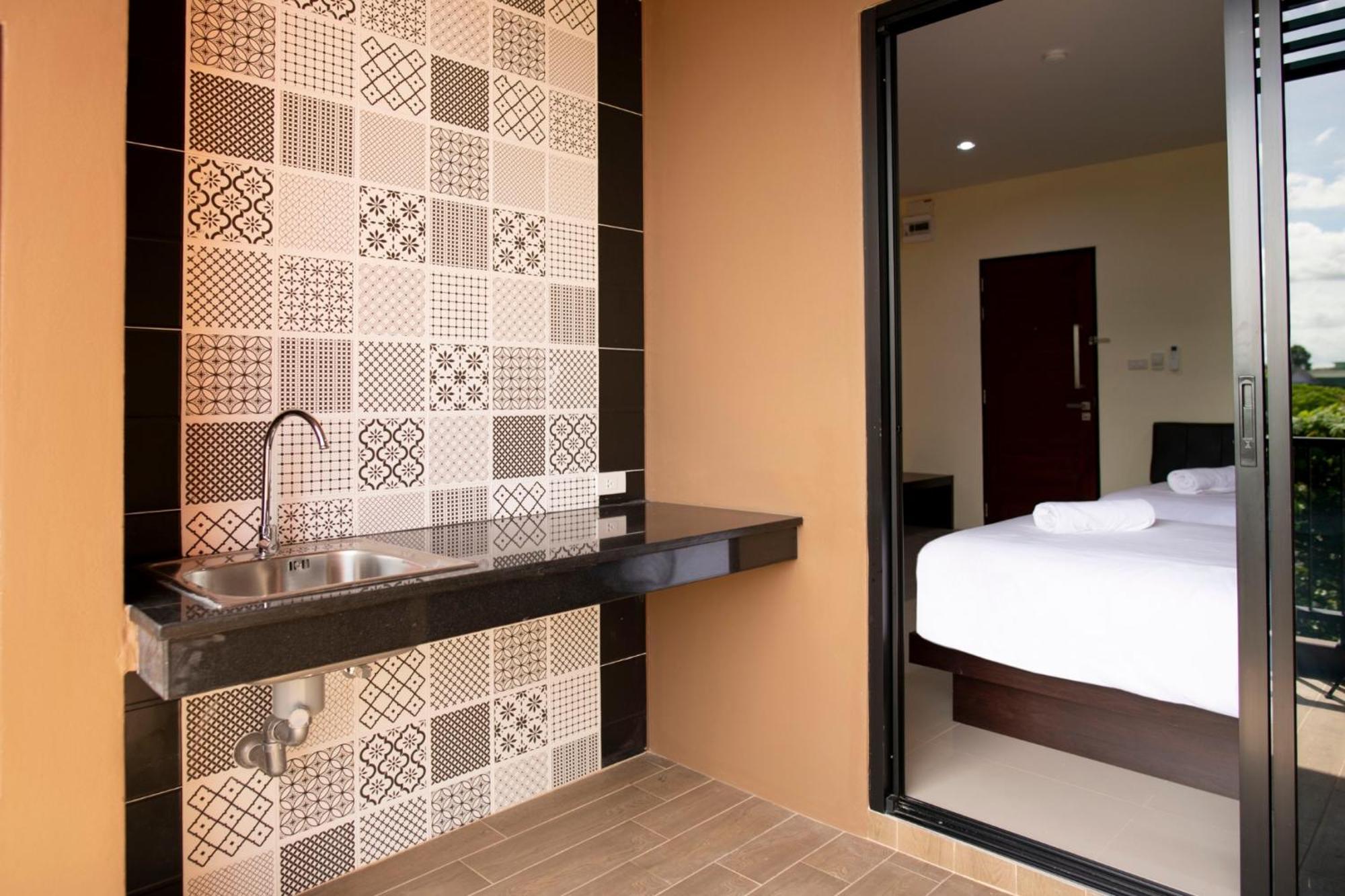 Thip Thip Hotel Ban Khlong Chi Lat Szoba fotó